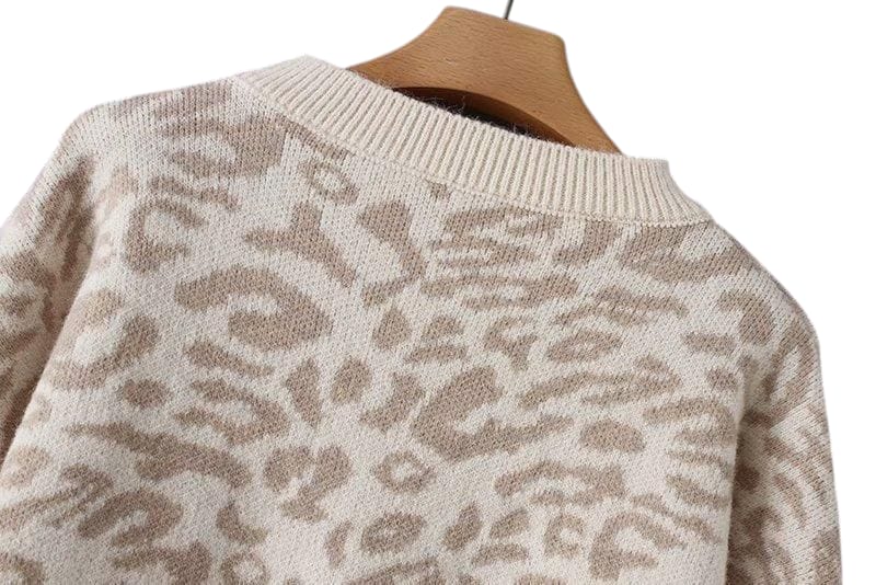 Women Leopard Print Lantern Sleeve Knitted Sweater